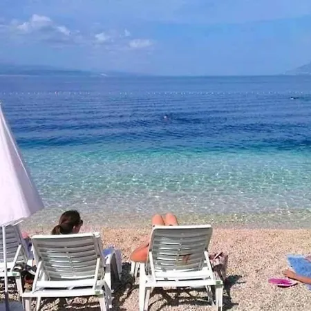 Peaceful With Style - Classsic Two Bedroom Trogir