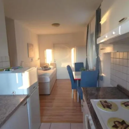 Peaceful With Style - Classsic Two Bedroom شقة تروغير