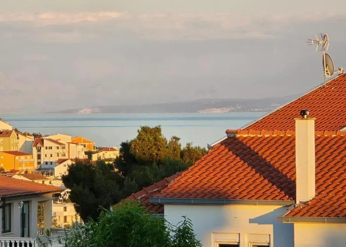 Apartment Peaceful With Style - Classsic Two Bedroom Trogir